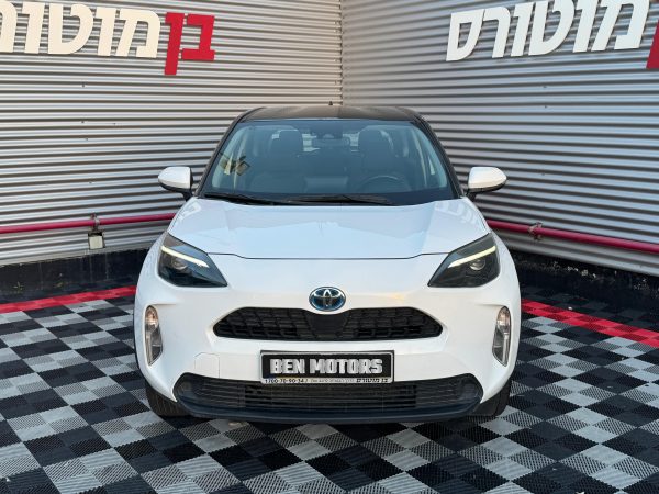⁦טויוטה יאריס קרוס הייבריד 2022⁩ – תמונה ⁦4⁩