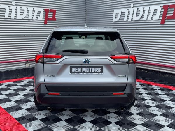 ⁦TOYOTA RAV 4 2022⁩ – תמונה ⁦8⁩