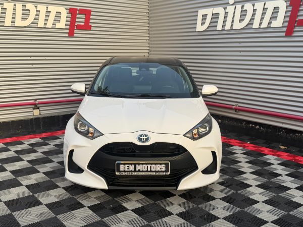 ⁦טויוטה יאריס הייבריד 2021⁩ – תמונה ⁦3⁩