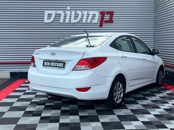 ⁦יונדאי i-25 2014⁩ – תמונה ⁦4⁩